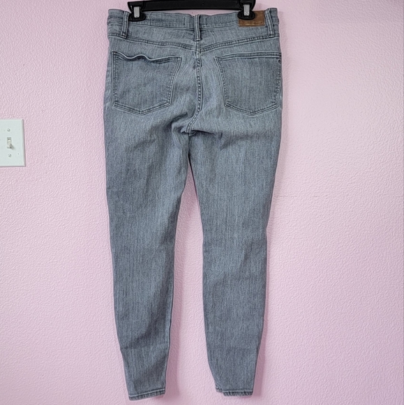 Madewell 9" High-Rise Skinny Jeans in Shaw Wash/ 30. - Picture 4 of 13